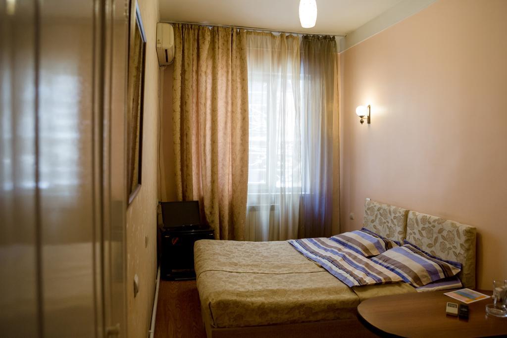 Hotel Mini Jerevan Buitenkant foto