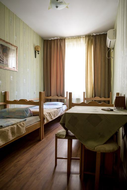 Hotel Mini Jerevan Buitenkant foto